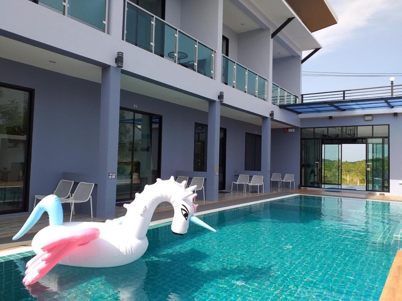 The Phu Resort Pranburi Buitenkant foto